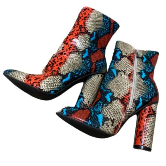 CAPE ROBBIN WOMEN’s MULTICOLOR SNAKE-EMBOSSED LEATHER ZIP UP HEELED BOOTS Sz 7.5 - Picture 2 of 10